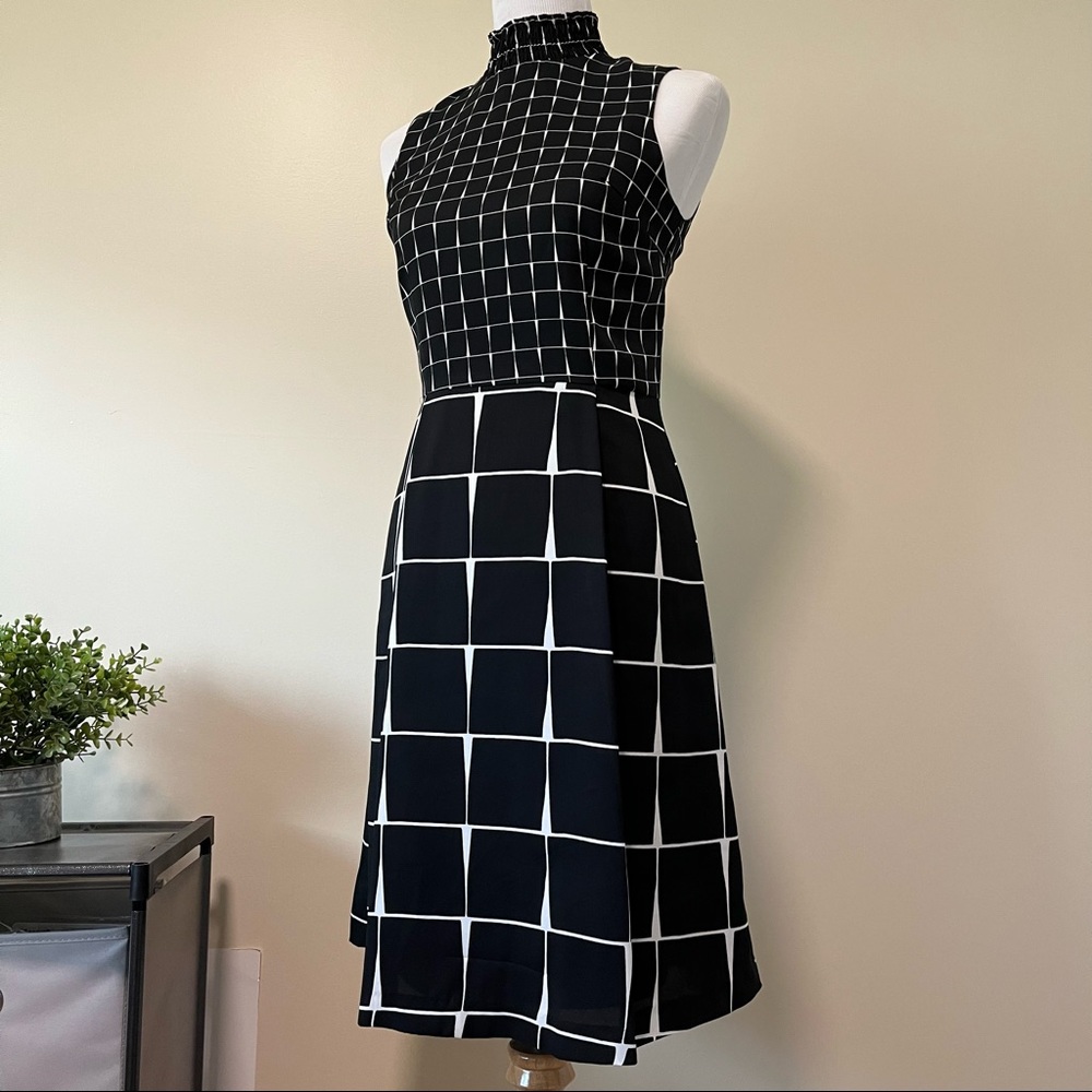 Who What Wear Mock Neck Dress <XS>